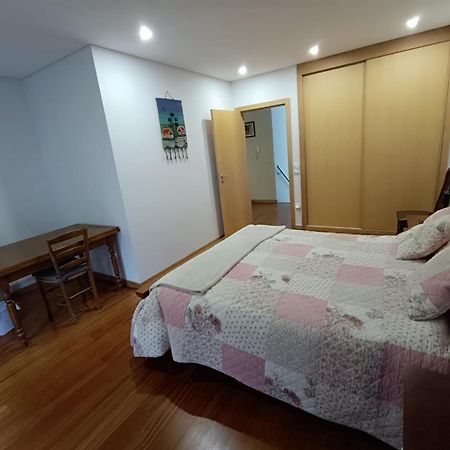 Private Bathroom Room Shared Kitchen Porto Ngoại thất bức ảnh